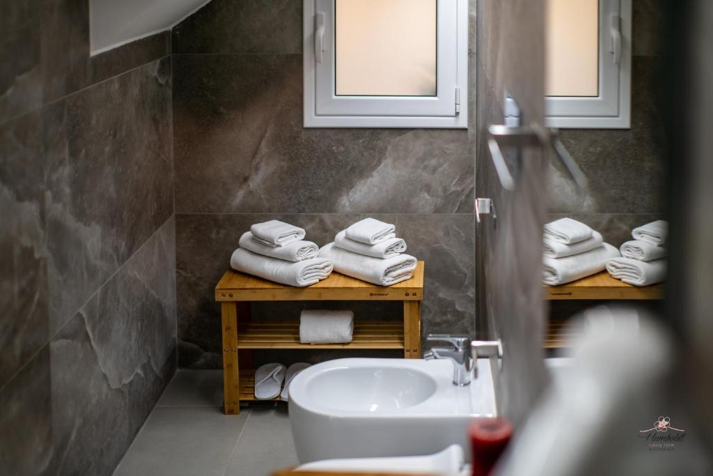 Humboldt Luxury Rooms Taormina - 14