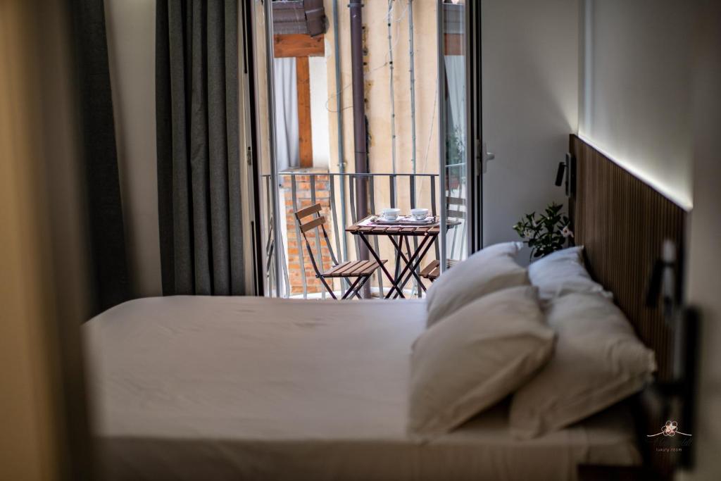 Humboldt Luxury Rooms Taormina - 3