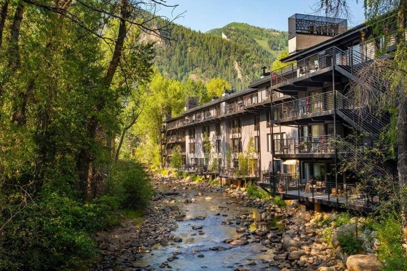 Apartment Downtown Aspen 2 Bedroom Along Roaring Fork River, USA