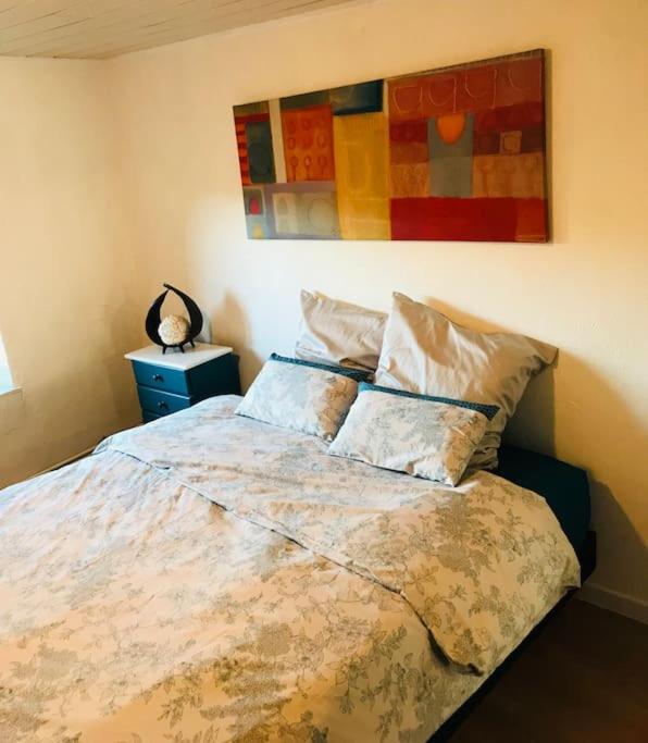 Posteľ alebo postele v izbe v ubytovaní Appartement au calme 4 pers. dans maison lorraine rénovée