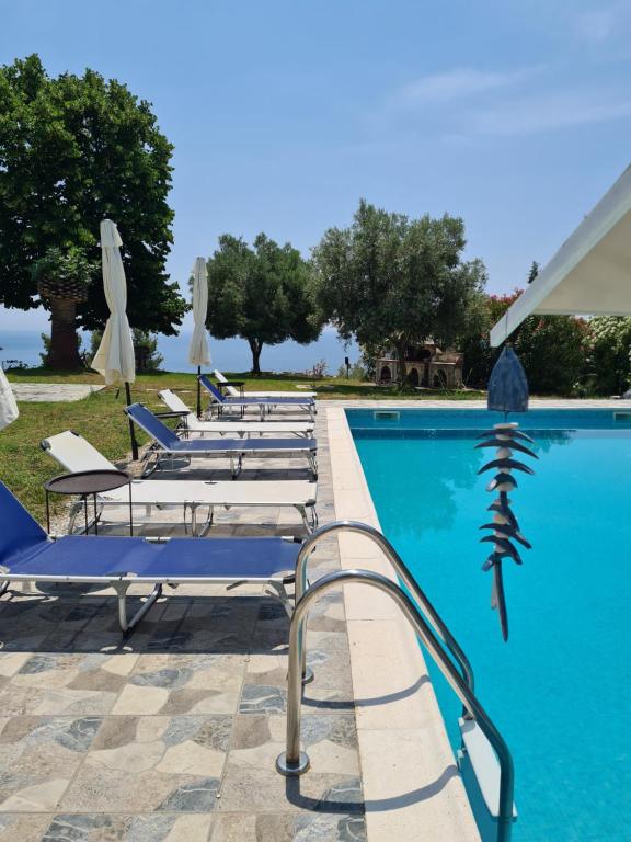 Πισίνα στο ή κοντά στο Greco Paradise Suites - ADULT ONLY