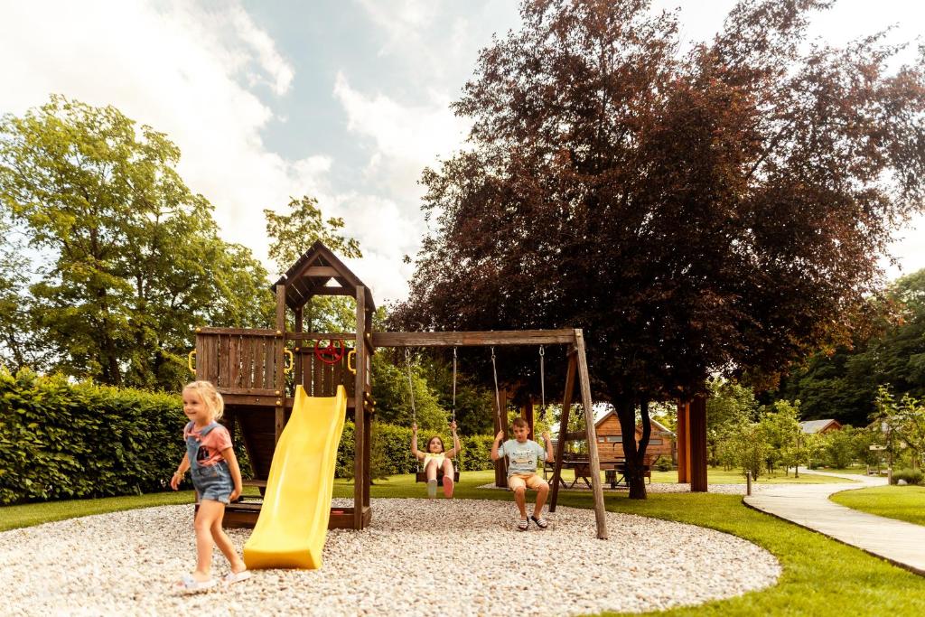 Laste mänguala majutusasutuses Glamping Mountain Fairy Tale