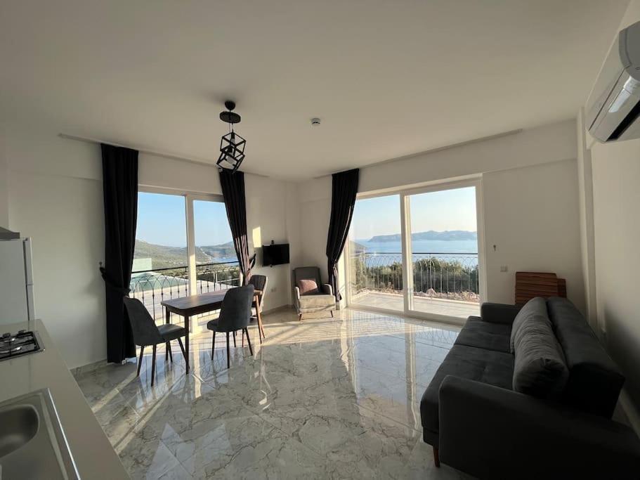 Kaş Eylül Suit Apart 2.Kat-2nd floor