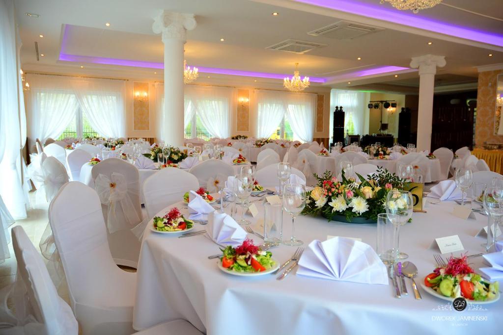 Restaurace v ubytování Dworek Jamneński