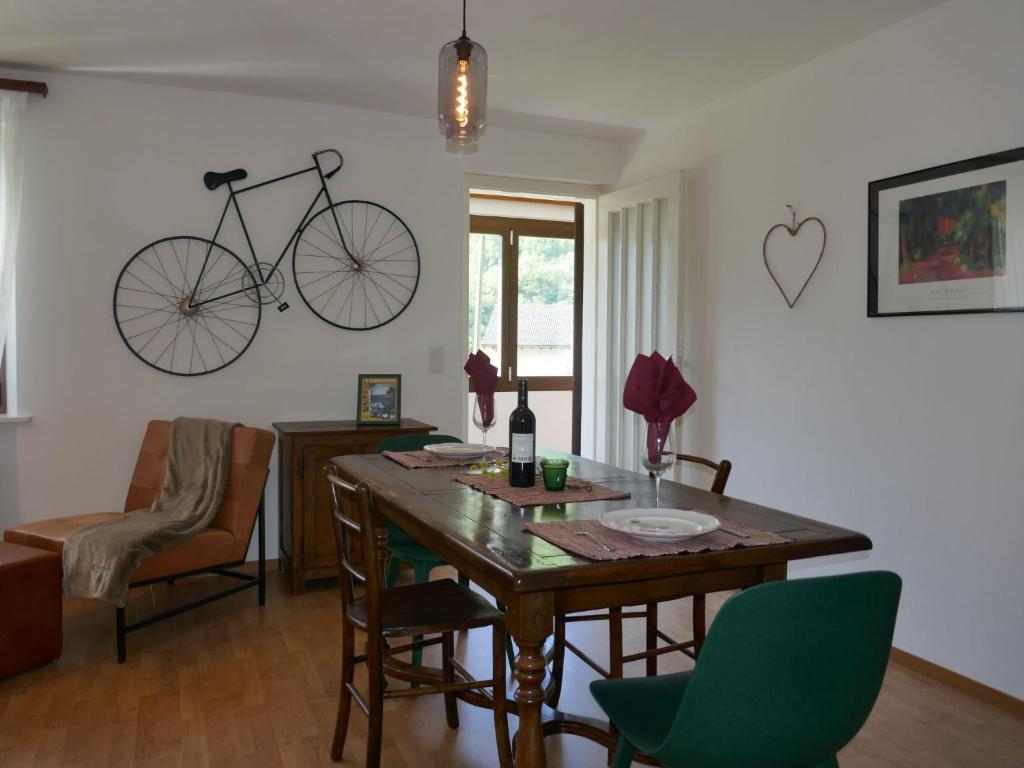 Fotografie z fotogalerie ubytování Apartment Lara by Interhome v destinaci Olivone
