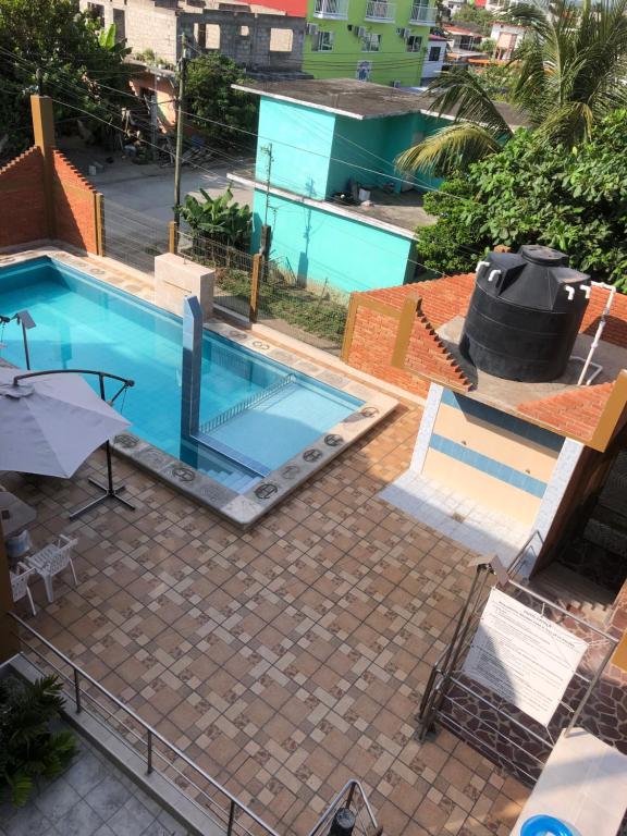 Bazén v ubytování Hotel Catala nebo v jeho okolí