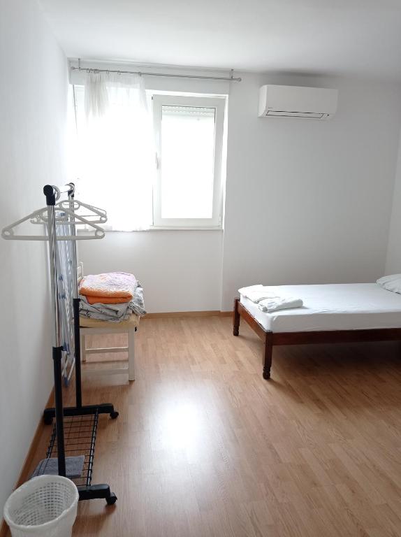 Posteľ alebo postele v izbe v ubytovaní Nice and cozy two single bed room