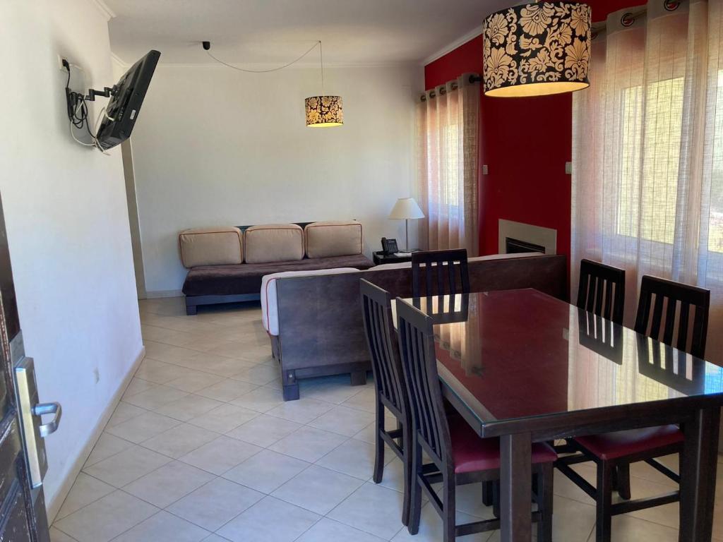 Parque Mourabel, Oásis Village & Pé do Lago - Superior Two-Bedroom Apartment