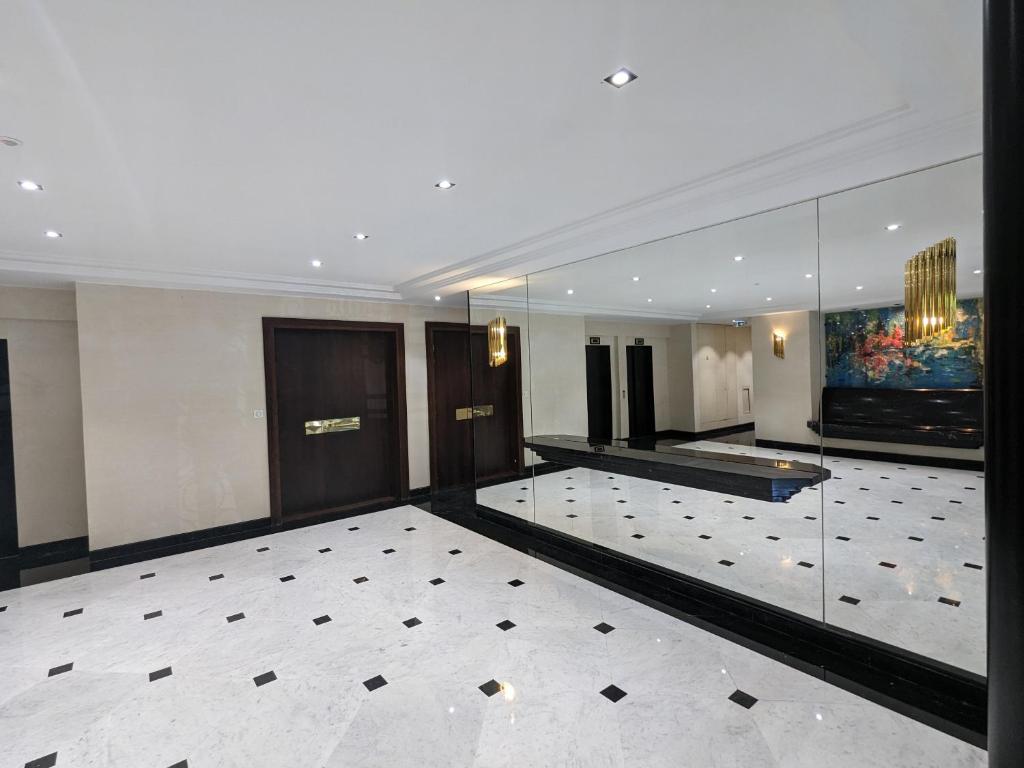 Résidences Grande Jatte, Face Seine, Suites Luxe 52m2 à 97m2, Hôpital Américain à 600m - Appartement Met 3 Slaapkamers