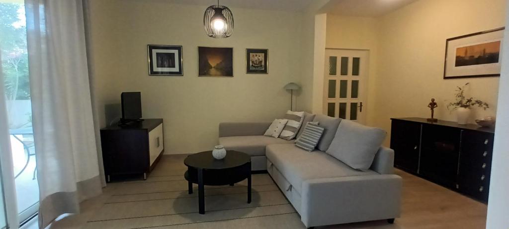 Fotografie z fotogalerie ubytování Apartment in Ražanj with Terrace, WIFI, Washing machine, Dishwasher (3743-3) v destinaci Ražanj