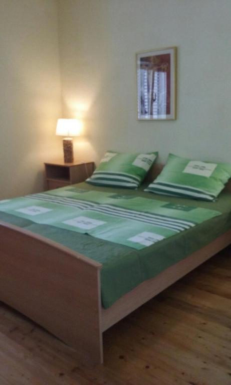 Fotografie z fotogalerie ubytování Apartment in Ražanj with Terrace, WIFI, Washing machine, Dishwasher (3743-3) v destinaci Ražanj