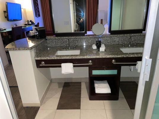 Ein Badezimmer in der Unterkunft Hard Rock Hotel &amp; Casino Biloxi