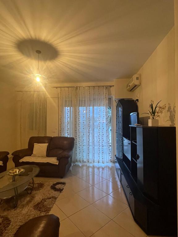 Ales' Apartment - Image 5