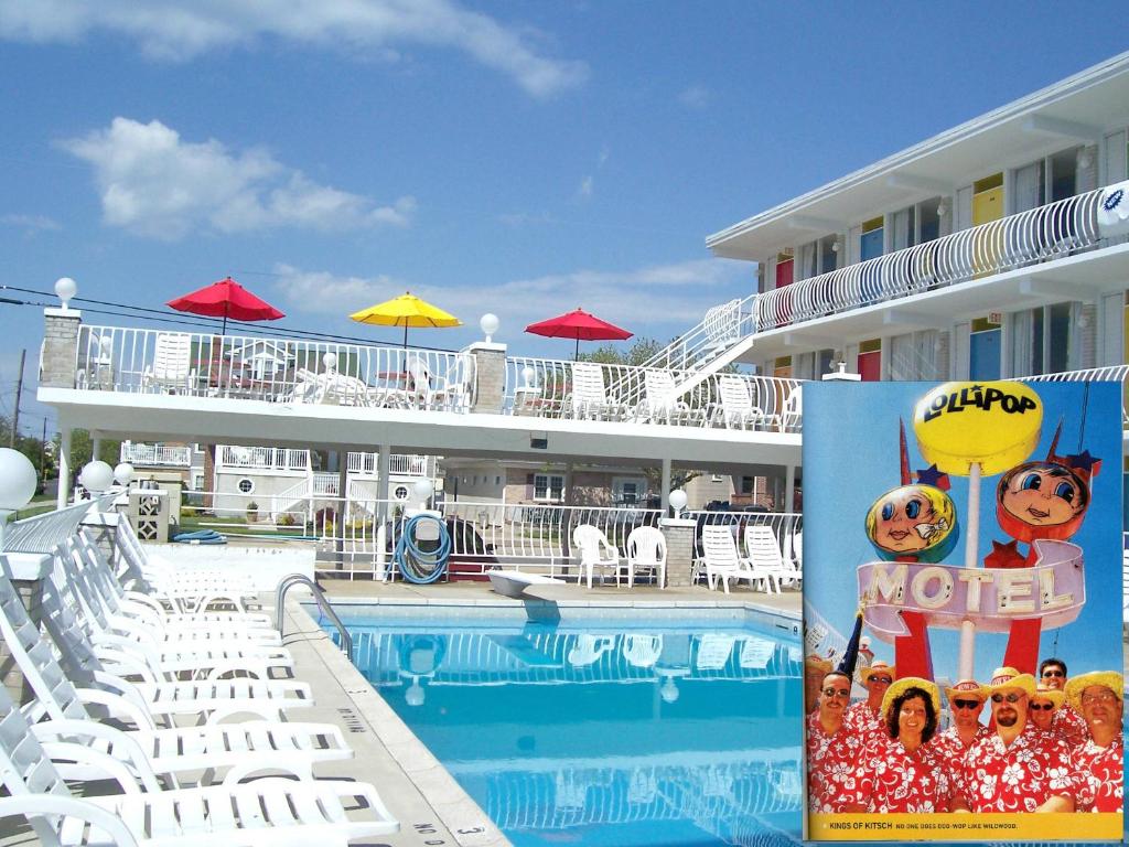 Bazén v ubytování Lollipop Motel nebo v jeho okolí