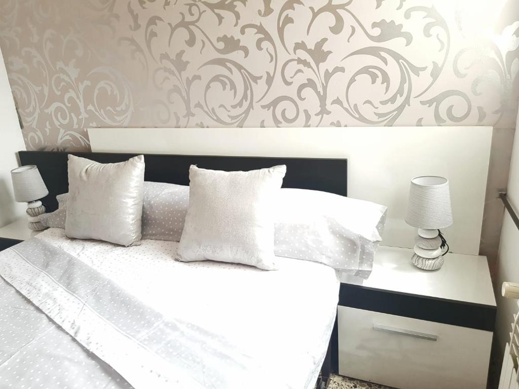 Piso amplio de 3 habitaciones, 2 baños, ascensor y parking - Housity