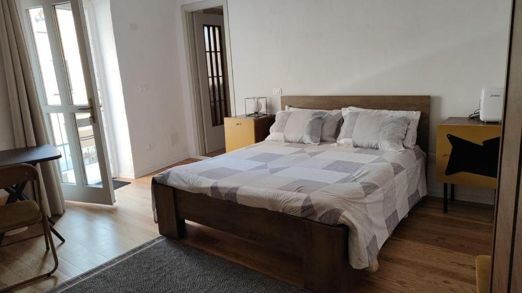 Легло или легла в стая в Magalocanda stanze sotto al castello