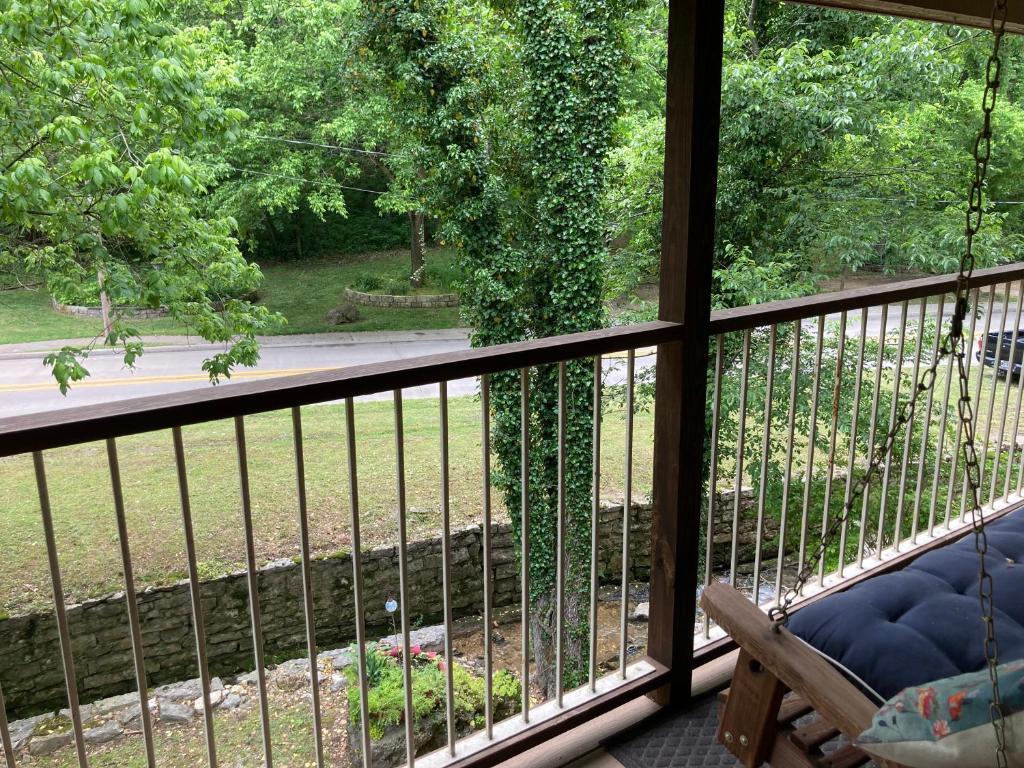 All Seasons Treehouse Village - Forrest Glenn Treehouse1