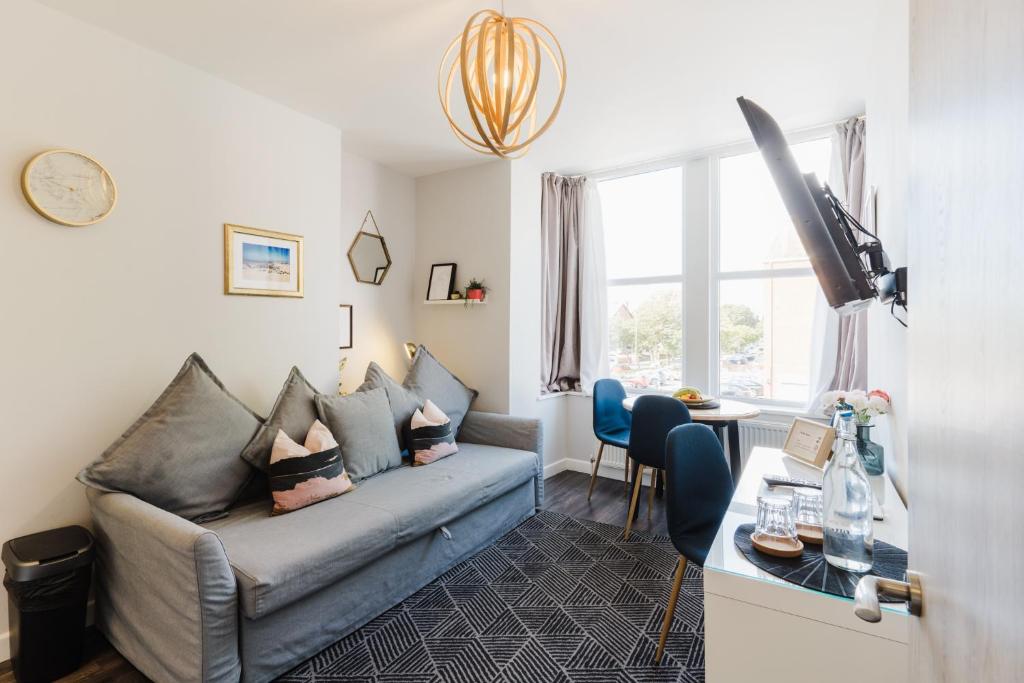 Design Suites Lytham - Housity