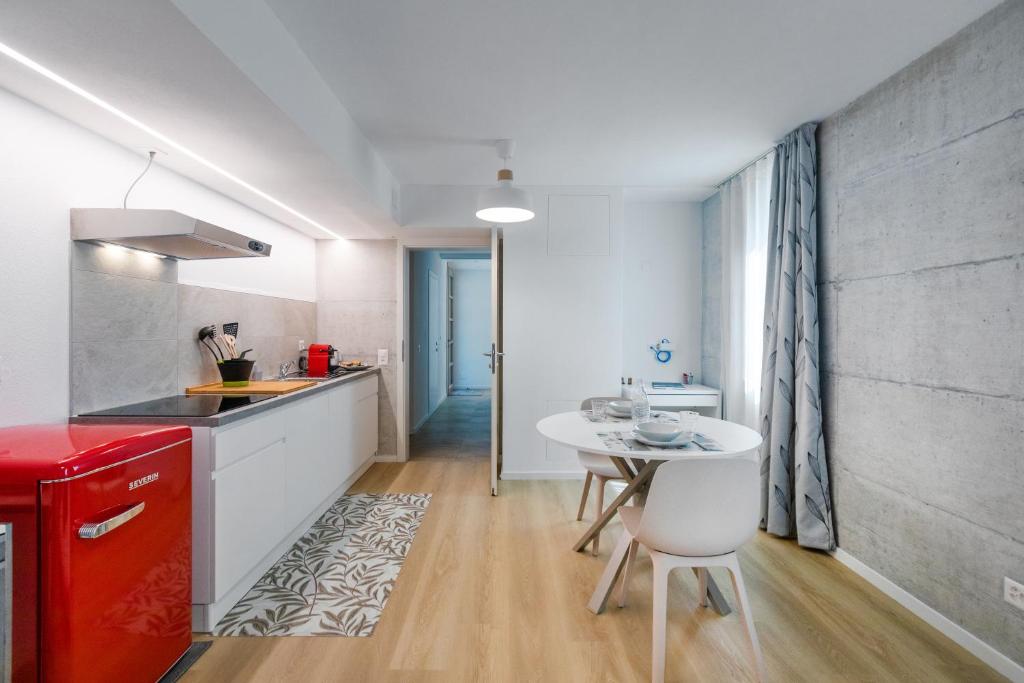 Easy flat Vezia, indipendent entrance, free parking - Resim 3