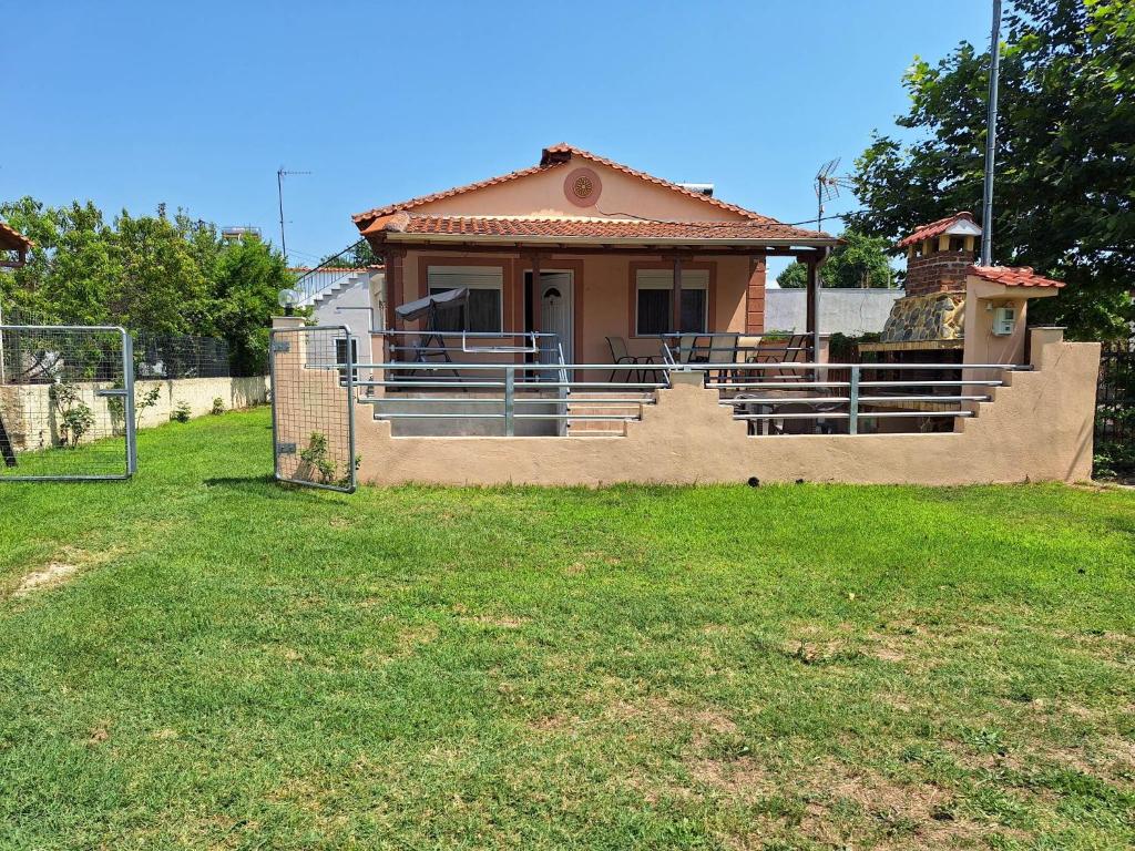 Gallery image of Xristos Villa in Vrasná