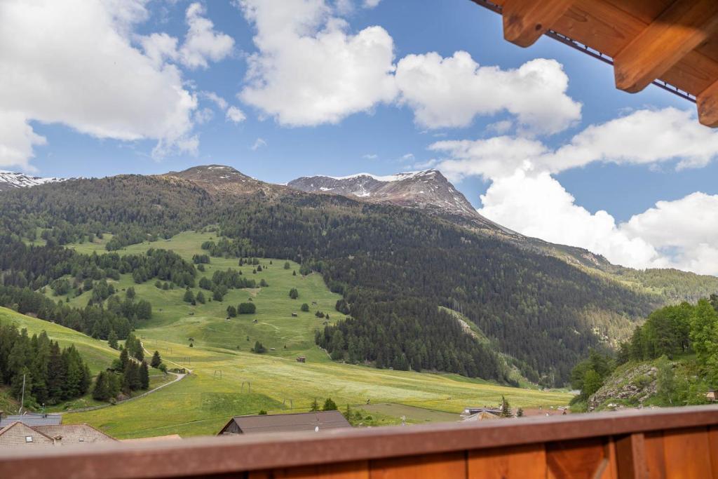 Nespecifikovaný výhled na hory nebo výhled na hory při pohledu z bed and breakfast