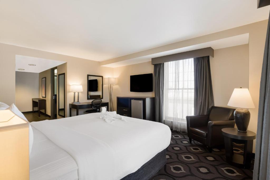 Grand Z Hotel Casino by Red Lion Hotels photo