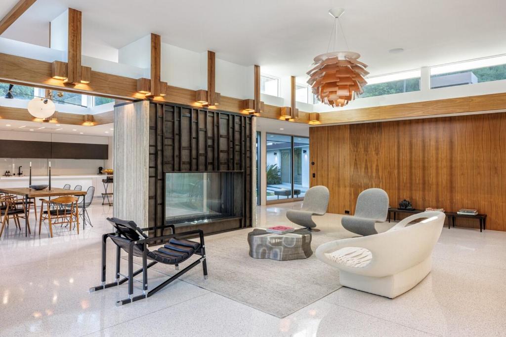 Loma Vista Modern - Villa