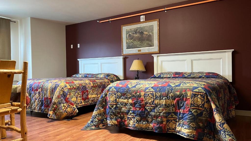 Denali Rainbow Village RV Park and Motel - Superior Queen Room