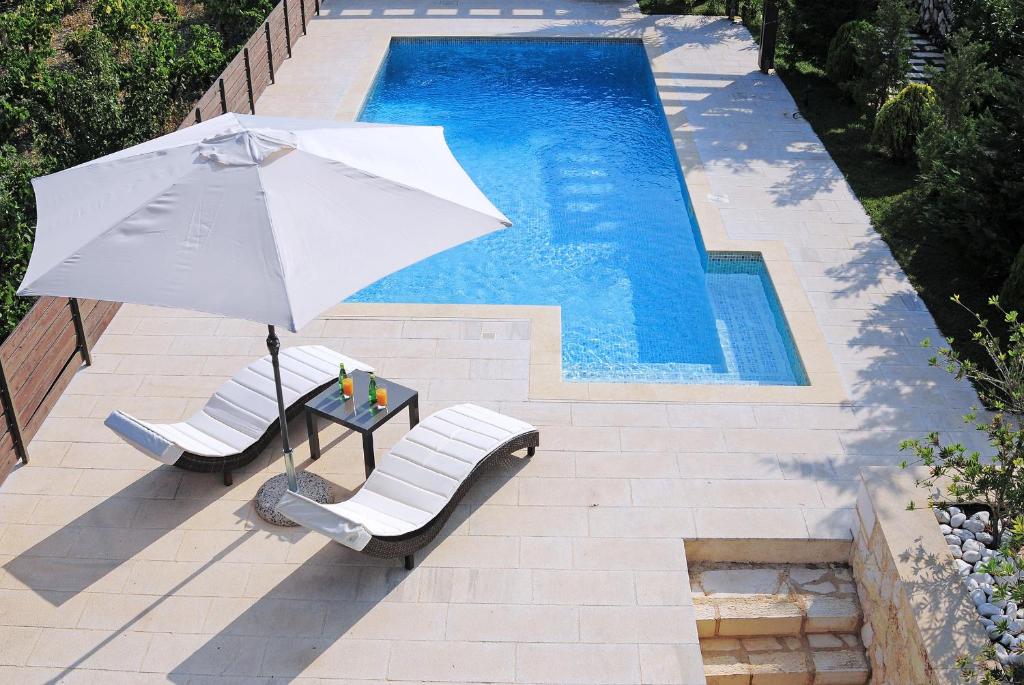 Villa Unique - Villa With Private Pool