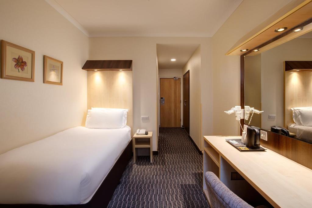 Royal National Hotel - Resim 34