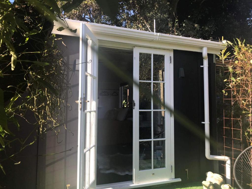 Fotografie z fotogalerie ubytování Orange Tree Cottage - garden hideaway v destinaci Whanganui