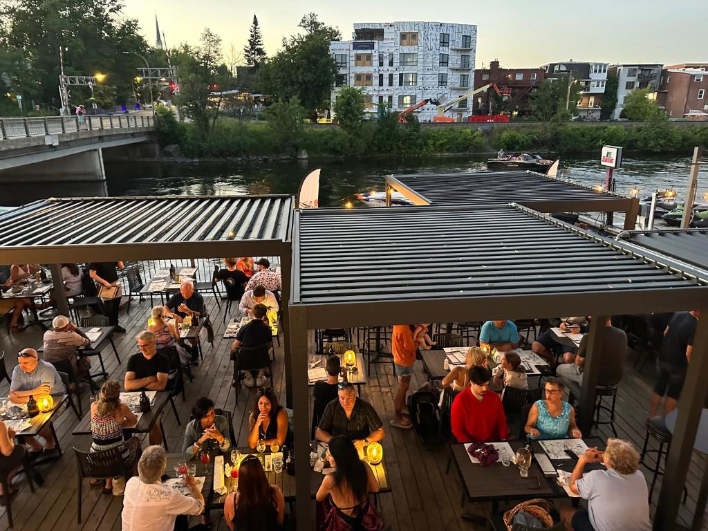 Hosté ubytování Auberge des Cantons