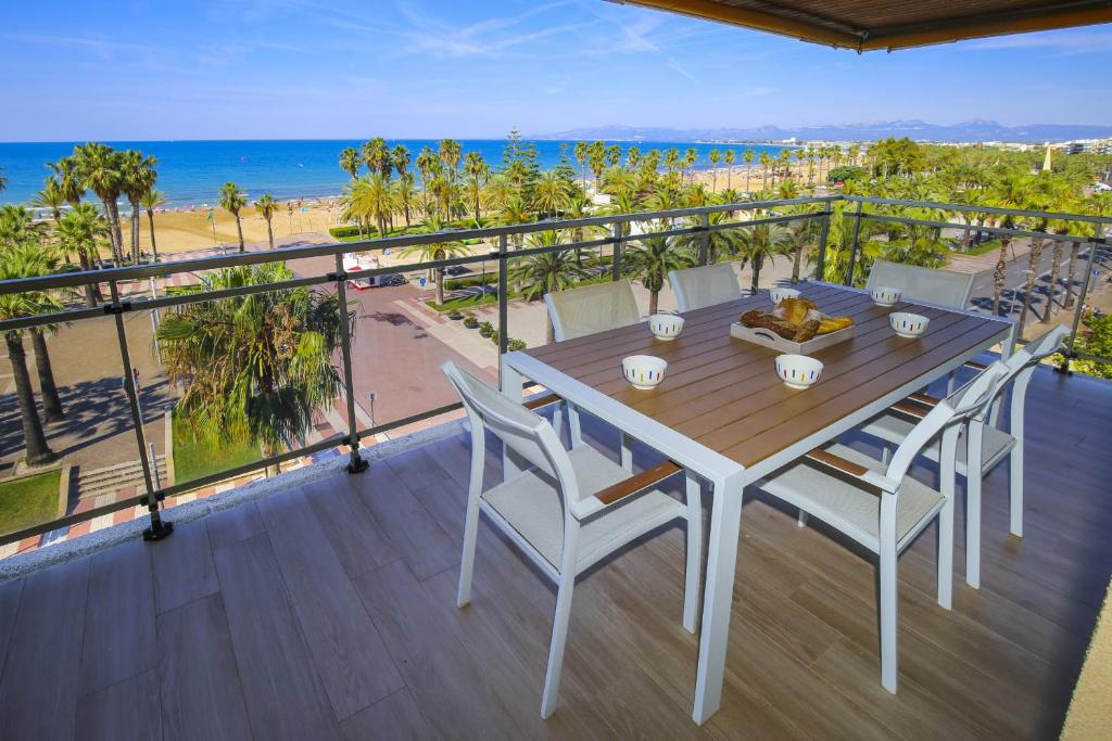 Tous 3 ONLY FAMILIES Planetcostadorada, Salou – Precios 2023 ...