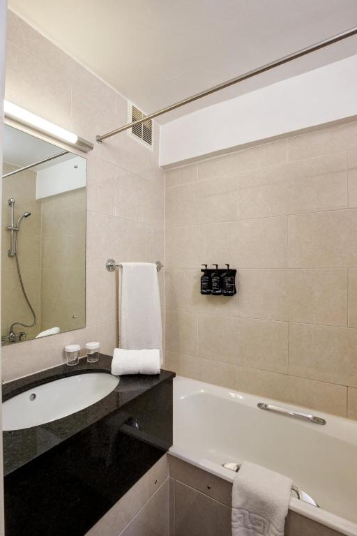 Bedford Hotel - Standard Single Room
