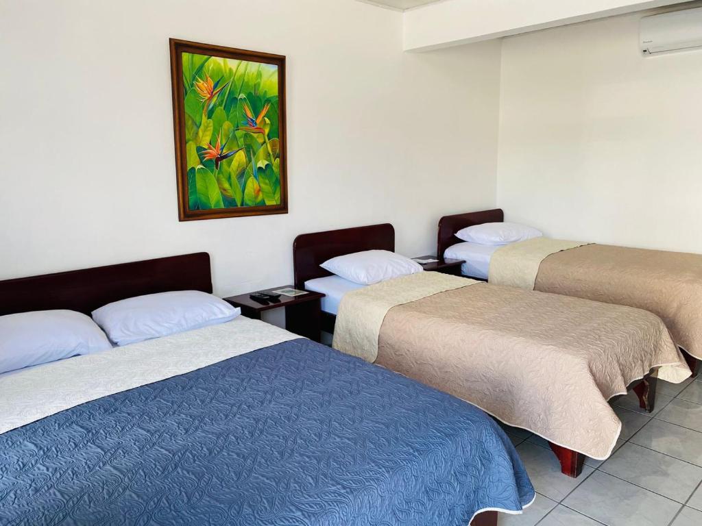 Hotel Alicia - Vierbettzimmer