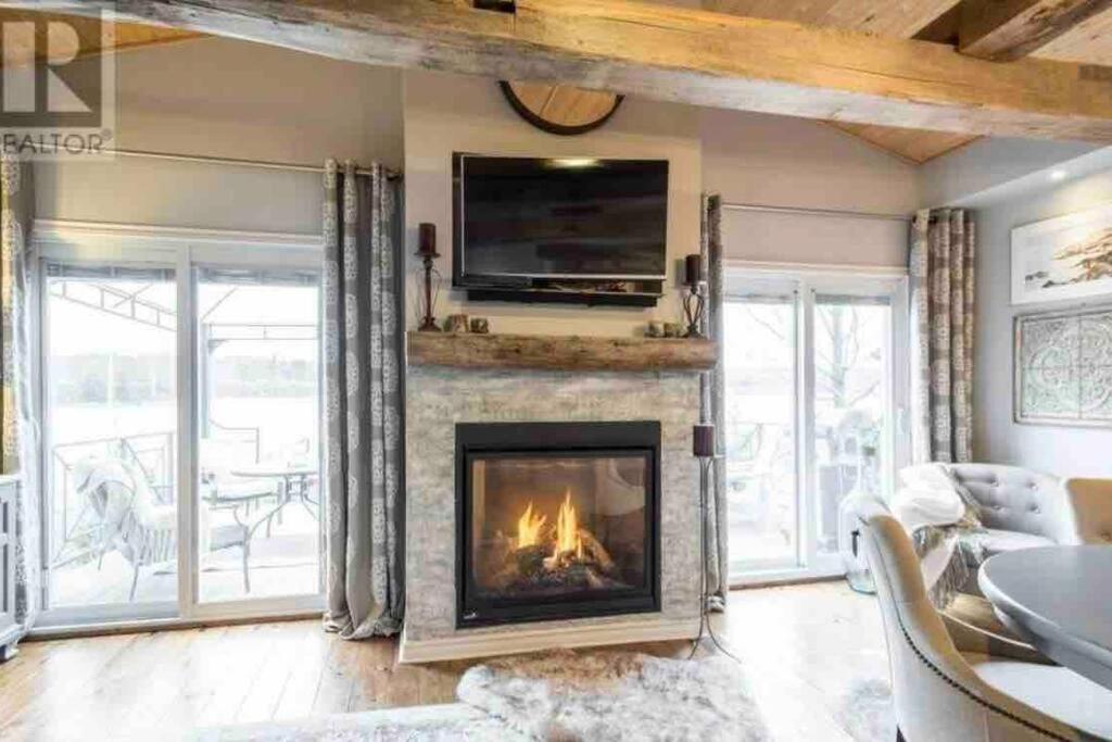 GatheronTrent, Your Private Waterfront Luxury Resort in Trent Hills