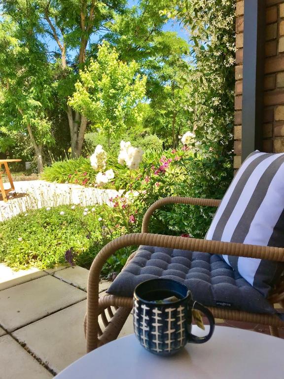 Zahrada ubytování Seppeltsfield Vineyard Retreat - 3 Bedroom Holiday Home