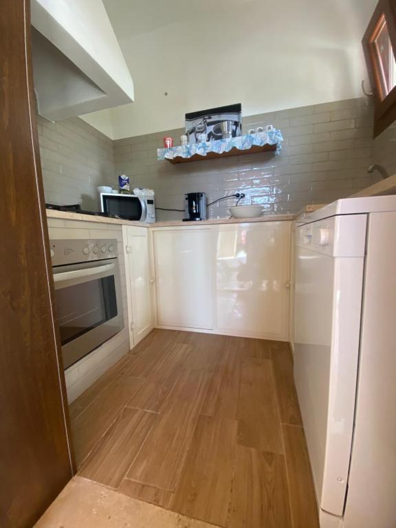 Kuchyňa alebo kuchynka v ubytovaní Villa Sole