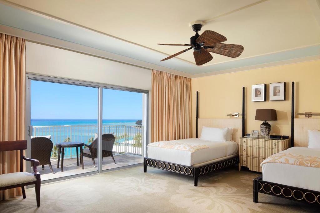 The Kahala Hotel and Resort - Ocean Front Balcony