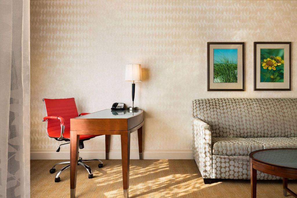Posezení v ubytování Viana Hotel and Spa, Trademark Collection by Wyndham