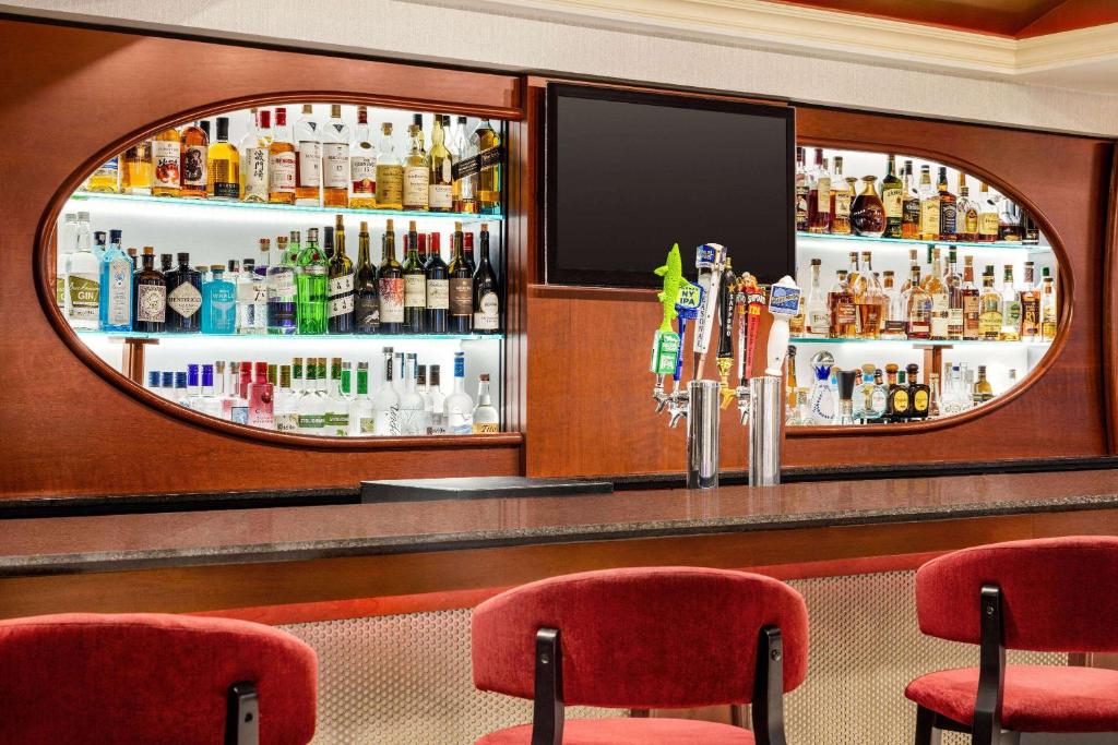 Lounge nebo bar v ubytování Viana Hotel and Spa, Trademark Collection by Wyndham