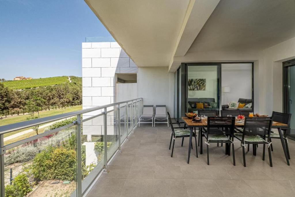 Fotografie z fotogalerie ubytování Stunning Golf Views Apartment near Finca Cortesin v destinaci Casares