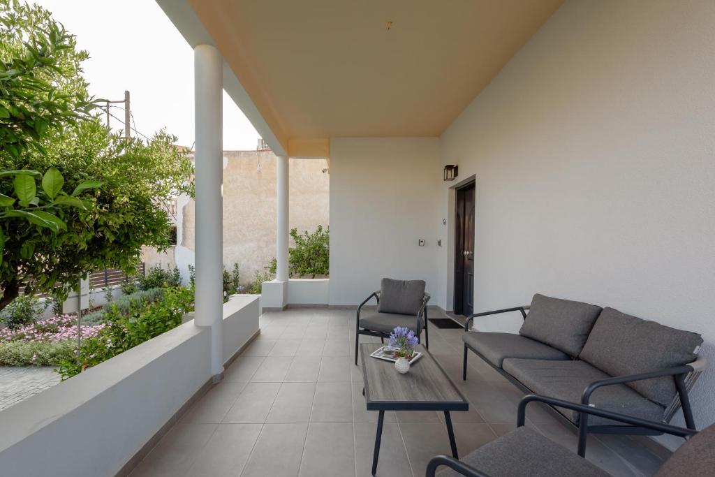 Galio Suites Airport by Airstay - 9