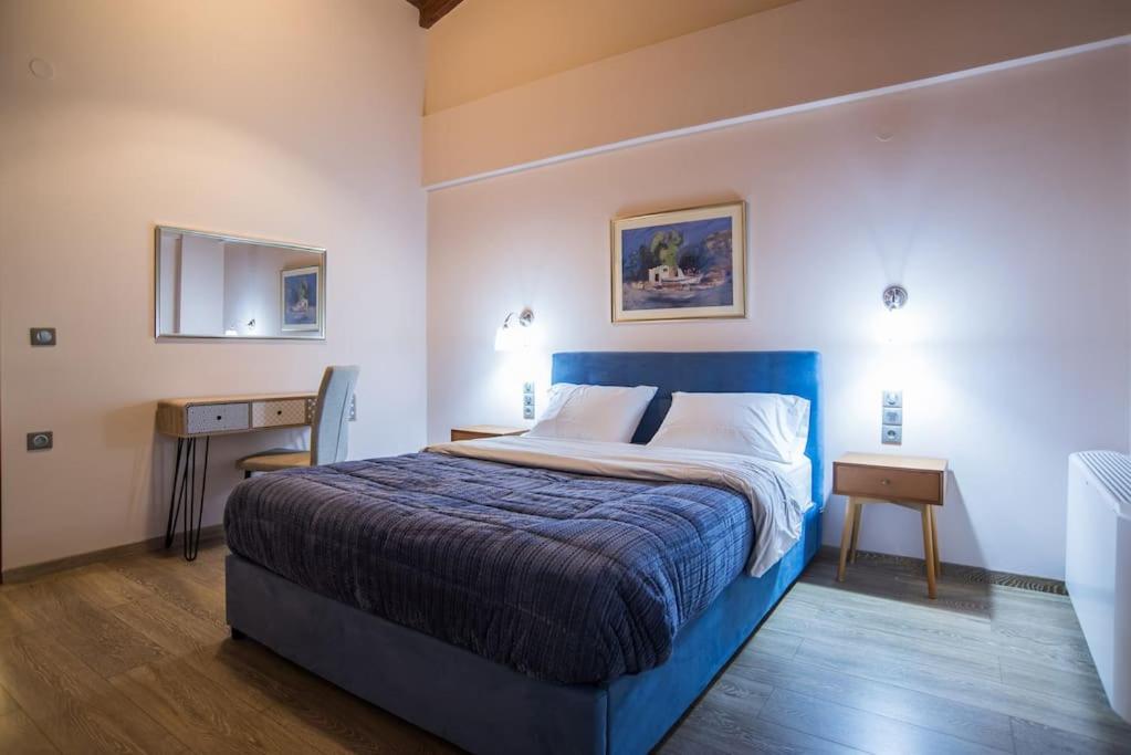 Postel nebo postele na pokoji v ubytování Modern, Stylish Maisonette