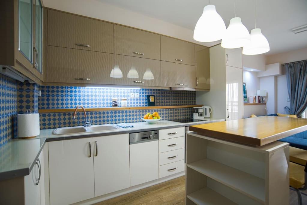 Kuchyň nebo kuchyňský kout v ubytování Modern, Stylish Maisonette