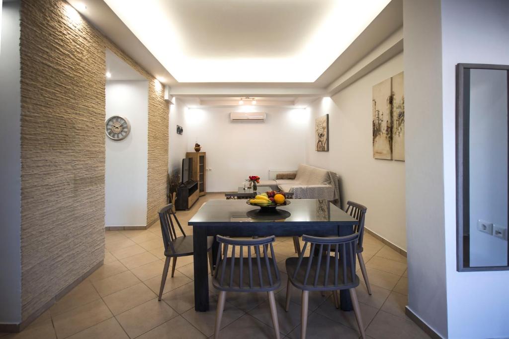 Manos House Archanes - Housity
