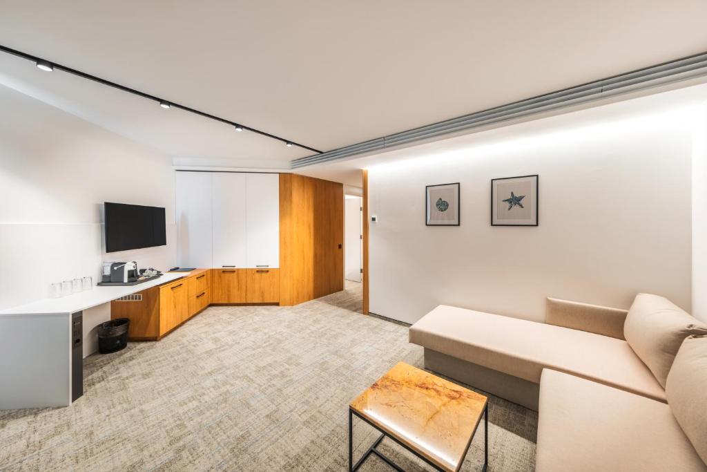 Voya Beach Resort - Ultra All Inclusive - Deluxe One-Bedroom Apartment With Sea View