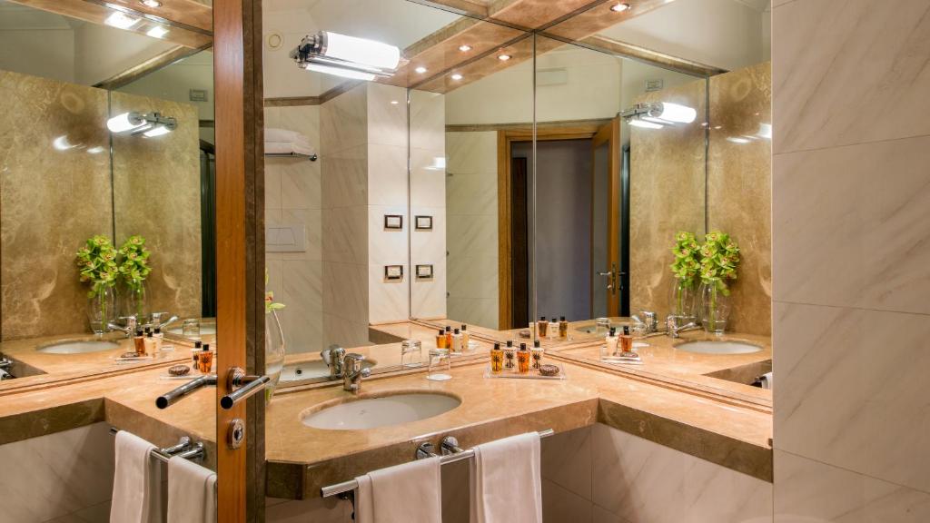 Kúpeľňa v ubytovaní Enea Hotel Aprilia