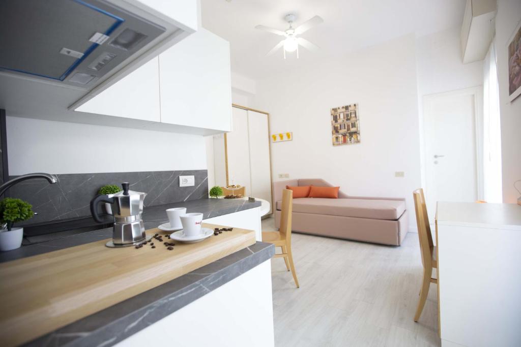 Kuchyň nebo kuchyňský kout v ubytování Hotel Eden B&B