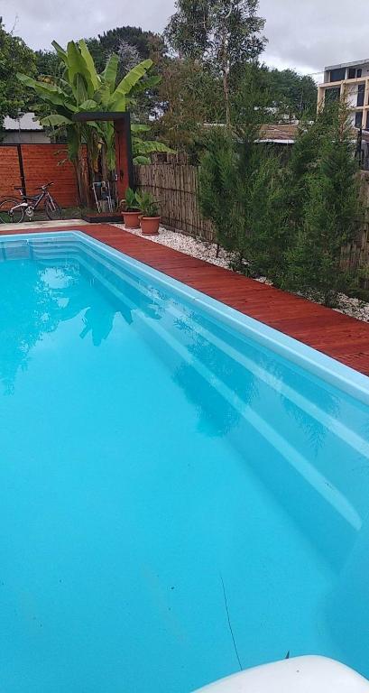 Bazén v ubytování Cottages in Kaprovani "Family nest" nebo v jeho okolí